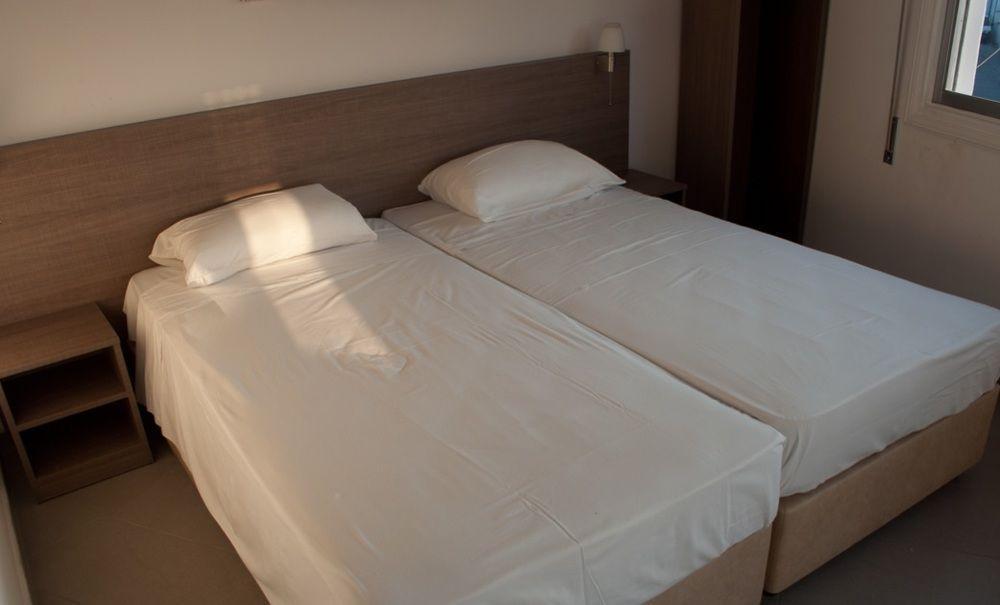 St. George Rent Rooms Ларнака Екстериор снимка
