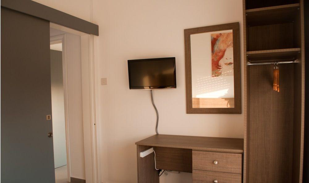 St. George Rent Rooms Ларнака Екстериор снимка